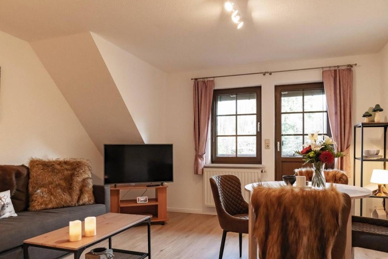 Das Waldseechalet Maerchenhafter Waldseeblick - Moderne Wohnung Mit Infrarotsauna ฮาสเซลเฟลเดอ ภายนอก รูปภาพ